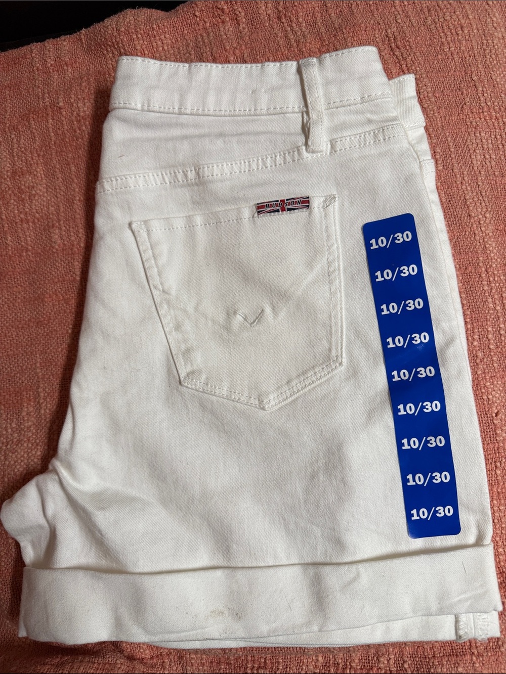 Hudson Women’s White Denim Shorts sz 10